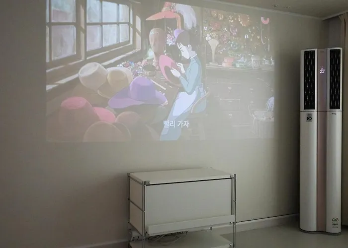Apartment Near Hongik Station And Mangwon Market Spacious Living And Special Tea *