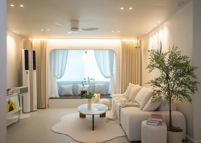 Apartment Near Hongik Station And Mangwon Market Spacious Living And Special Tea