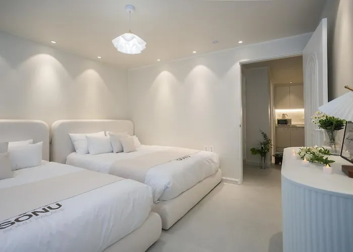 Apartment Near Hongik Station And Mangwon Market Spacious Living And Special Tea *