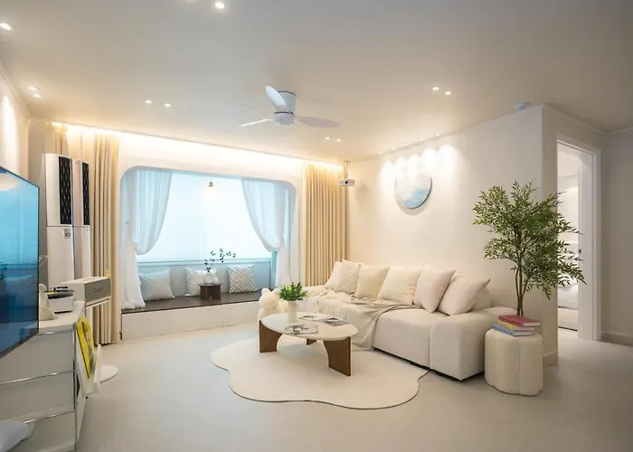 Apartment Near Hongik Station And Mangwon Market Spacious Living And Special Tea